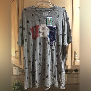 NWT Gray T-shirt with Stars and “USA” Sz. 2XL
